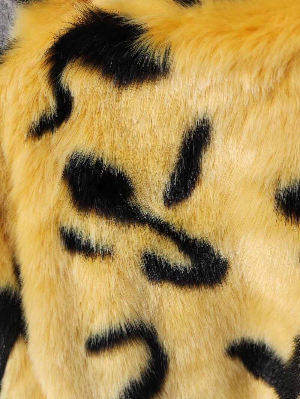 Lazy Oaf Yellow & Black Faux Fur Animal Print Coat Size Small - Picture 11 of 11